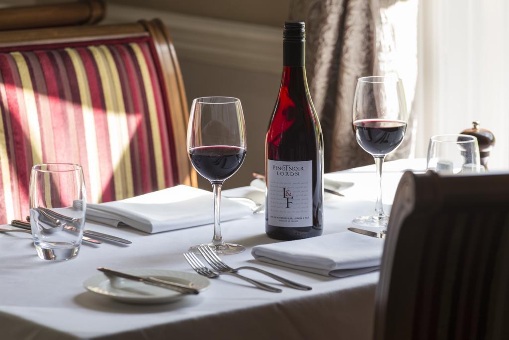 The Lake Country House Hotel & Spa Llangammarch Wells Esterno foto