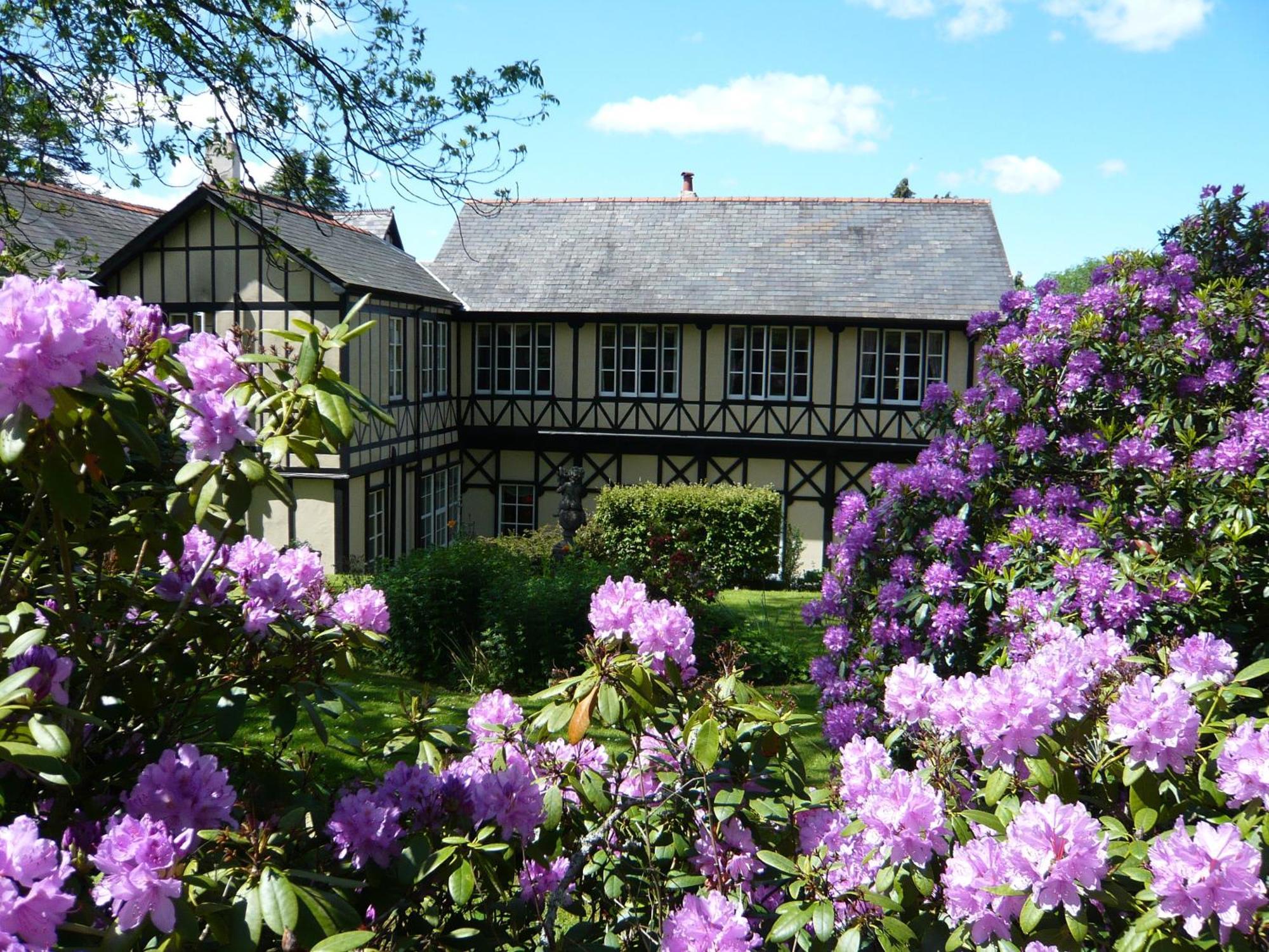 The Lake Country House Hotel & Spa Llangammarch Wells Esterno foto