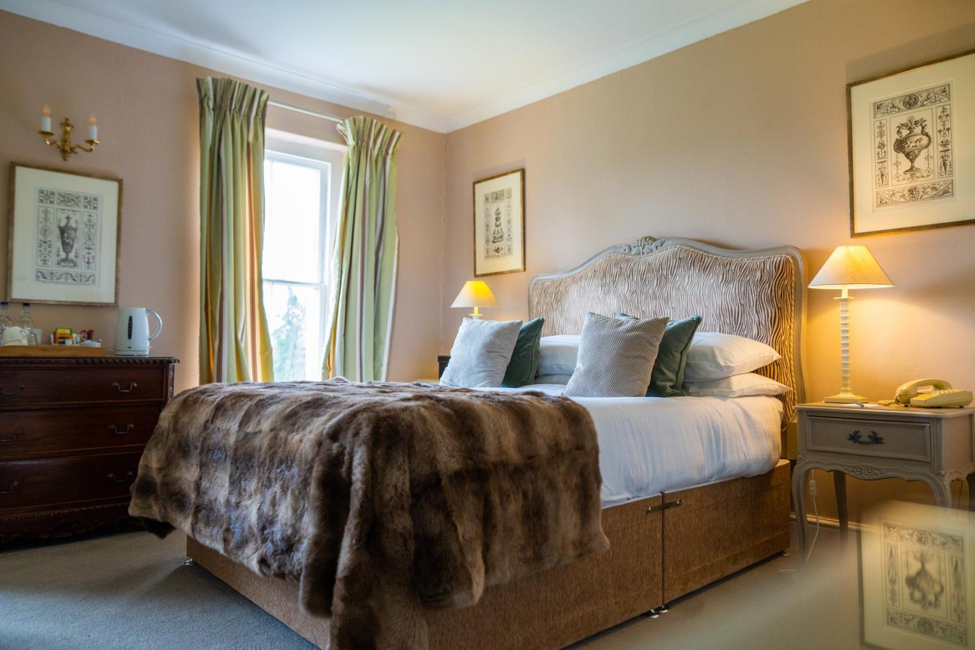 The Lake Country House Hotel & Spa Llangammarch Wells Esterno foto