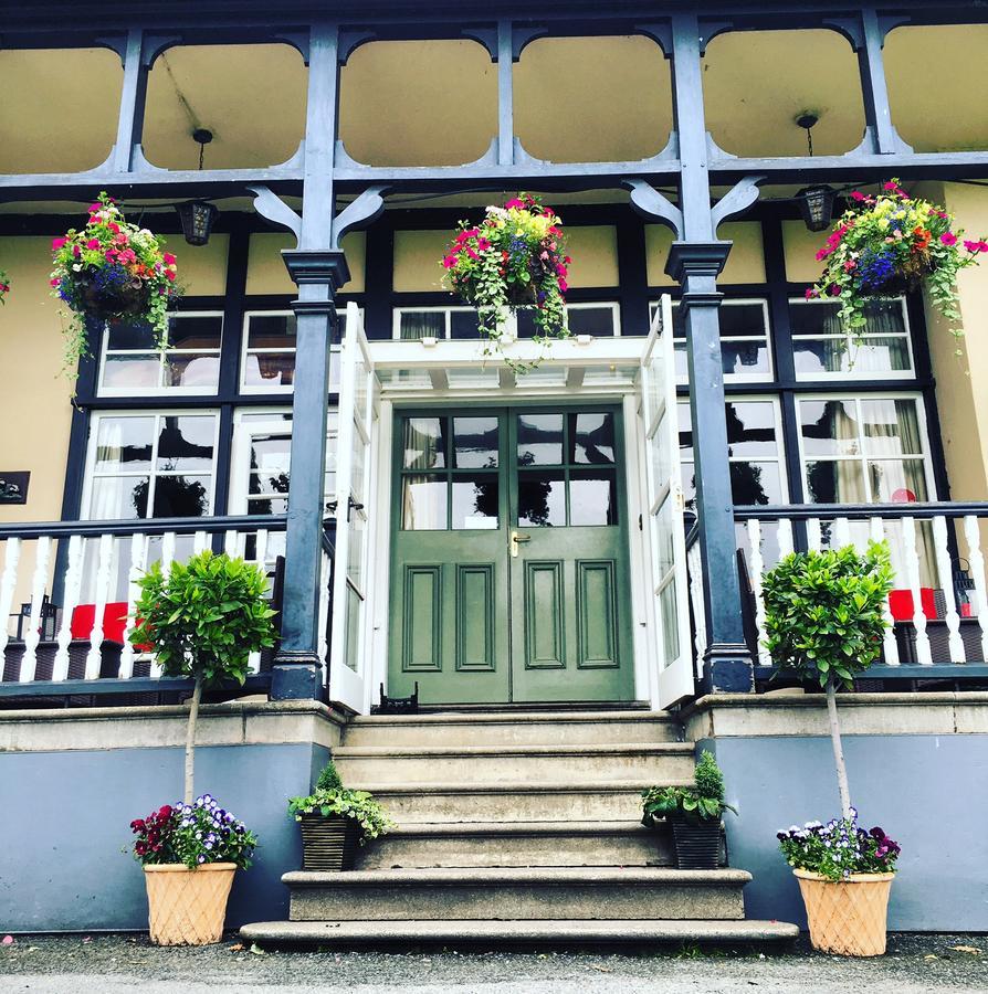 The Lake Country House Hotel & Spa Llangammarch Wells Esterno foto