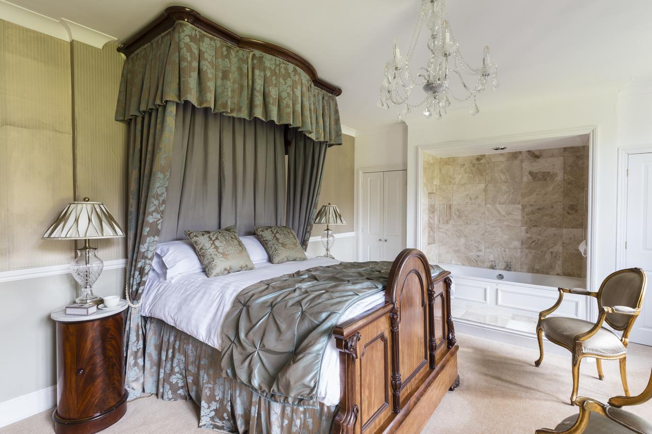 The Lake Country House Hotel & Spa Llangammarch Wells Esterno foto