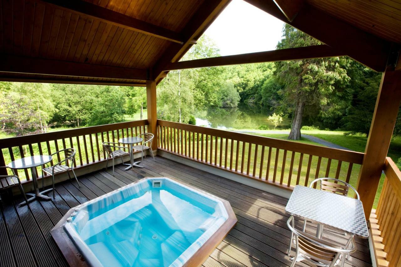 The Lake Country House Hotel & Spa Llangammarch Wells Esterno foto